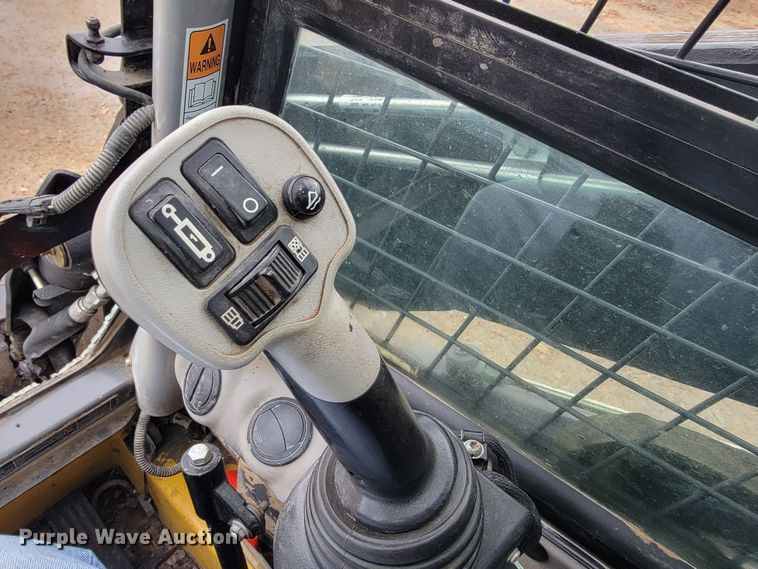 image for item HG9355 New Holland C245  tracked skid steer loader