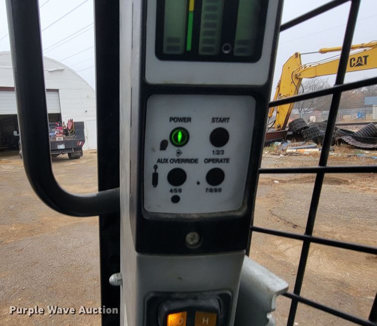 image for item HG9355 New Holland C245  tracked skid steer loader