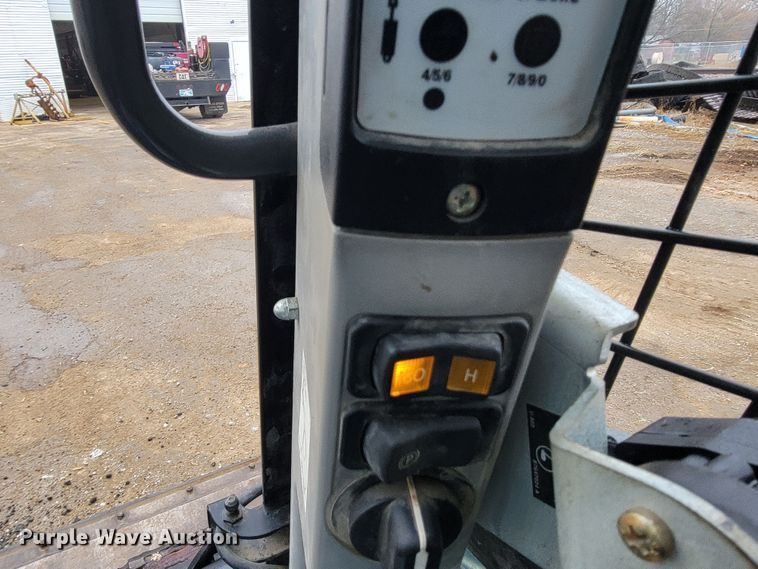 image for item HG9355 New Holland C245  tracked skid steer loader