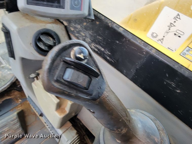 image for item HG9356 2014 Caterpillar 308E2 CR  mini excavator