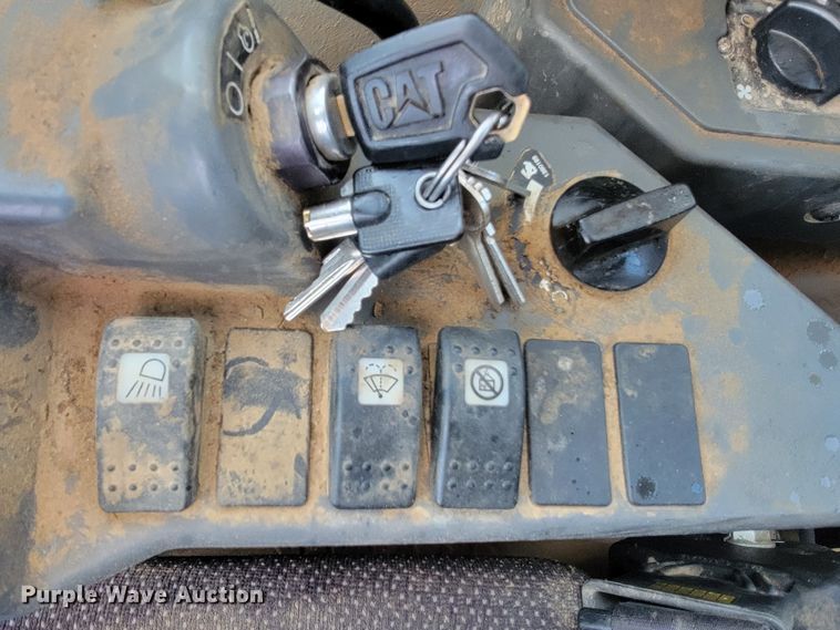 image for item HG9356 2014 Caterpillar 308E2 CR  mini excavator