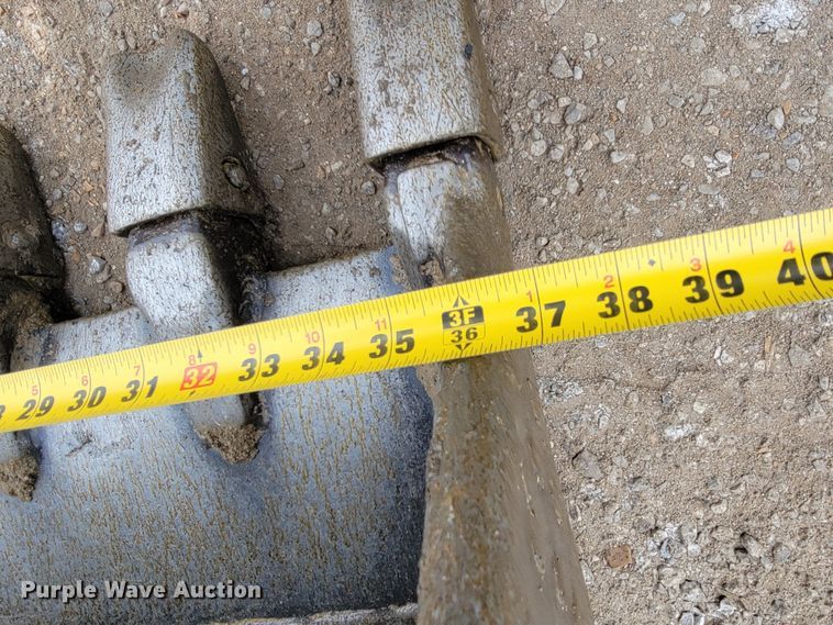 image for item HG9356 2014 Caterpillar 308E2 CR  mini excavator