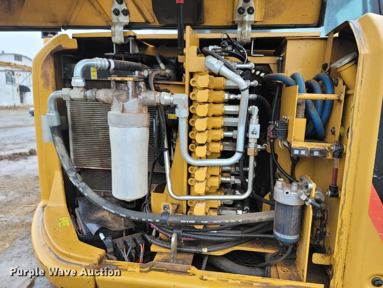 image for item HG9356 2014 Caterpillar 308E2 CR  mini excavator