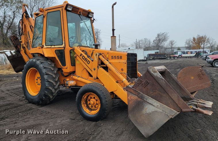 image for item HG9365 Ford 555B  backhoe