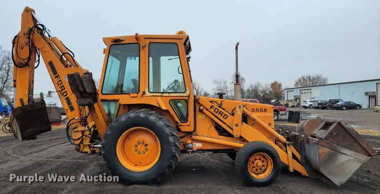 image for item HG9365 Ford 555B  backhoe