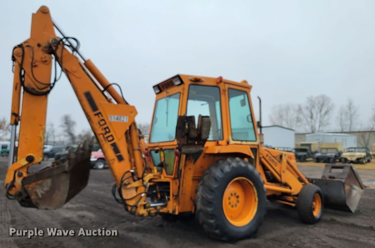 image for item HG9365 Ford 555B  backhoe