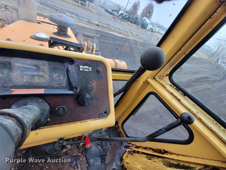 image for item HG9365 Ford 555B  backhoe