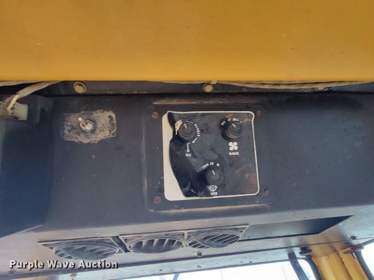 image for item HG9365 Ford 555B  backhoe