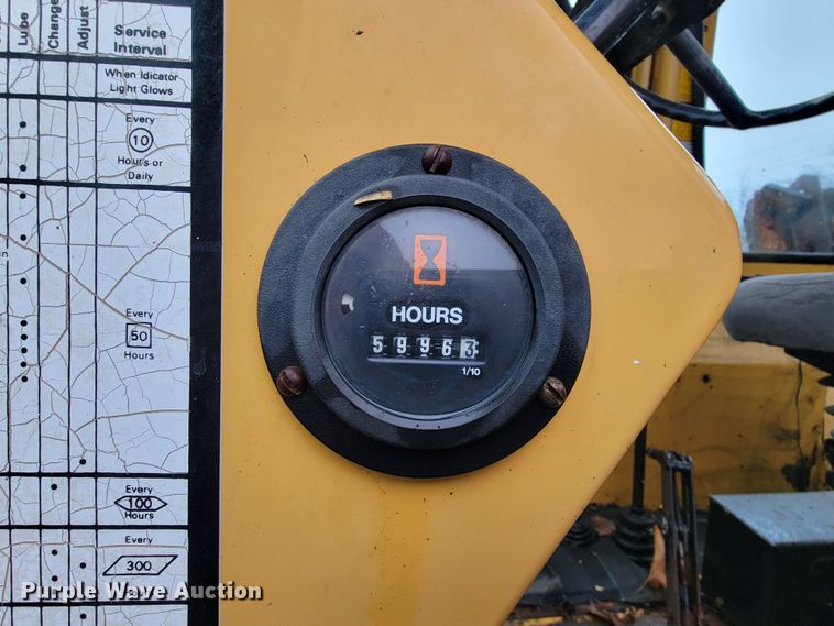 image for item HG9365 Ford 555B  backhoe