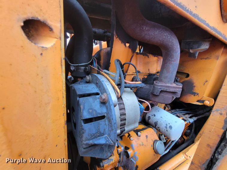 image for item HG9365 Ford 555B  backhoe