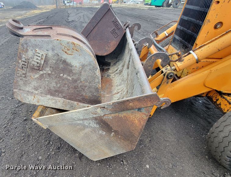 image for item HG9365 Ford 555B  backhoe