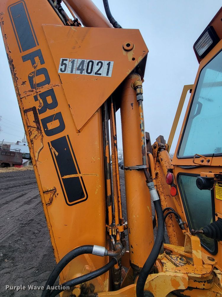 image for item HG9365 Ford 555B  backhoe