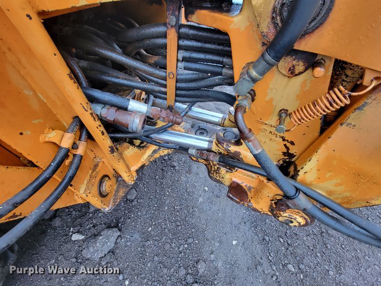 image for item HG9365 Ford 555B  backhoe
