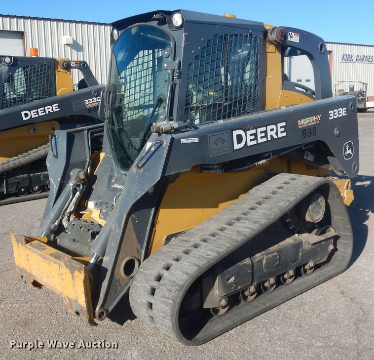 image for item HQ9533 2016 John Deere 333E  tracked skid steer loader