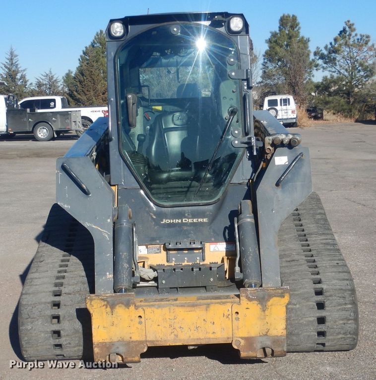image for item HQ9533 2016 John Deere 333E  tracked skid steer loader