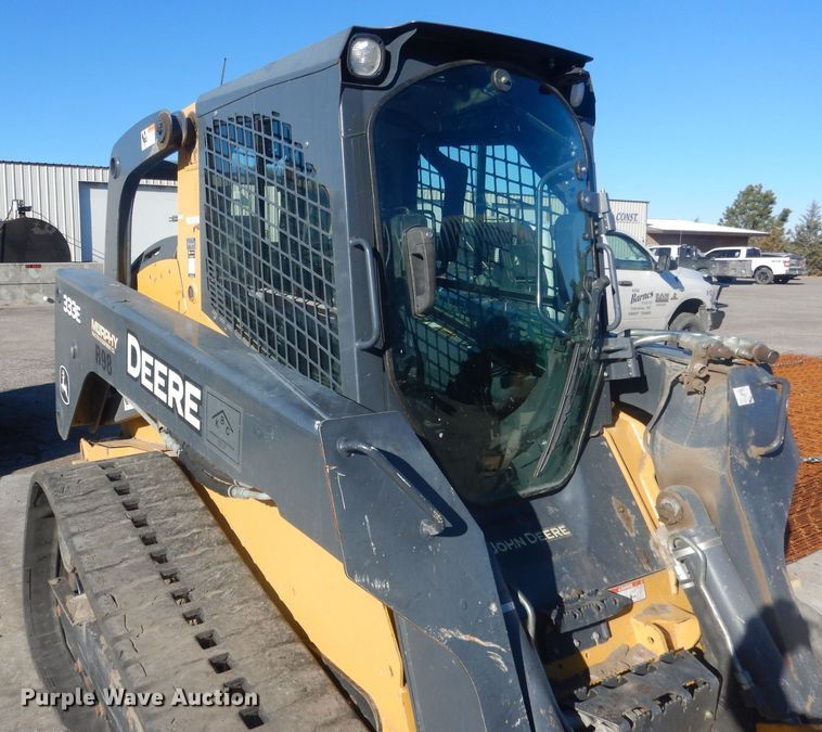 image for item HQ9533 2016 John Deere 333E  tracked skid steer loader