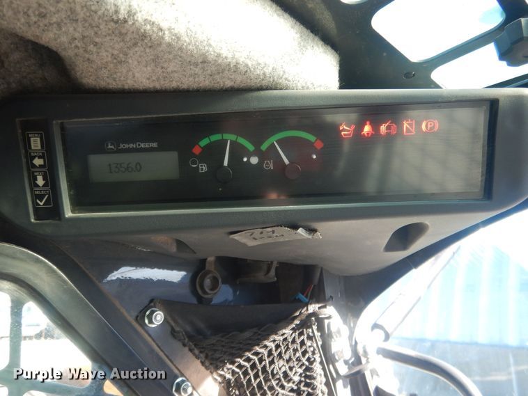 image for item HQ9533 2016 John Deere 333E  tracked skid steer loader