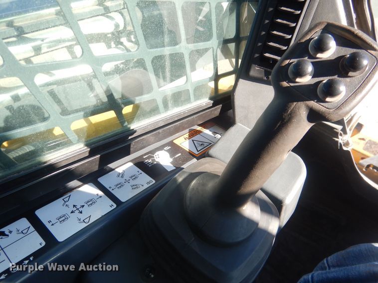 image for item HQ9533 2016 John Deere 333E  tracked skid steer loader