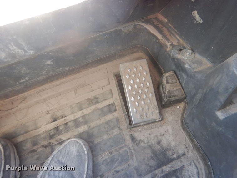 image for item HQ9533 2016 John Deere 333E  tracked skid steer loader