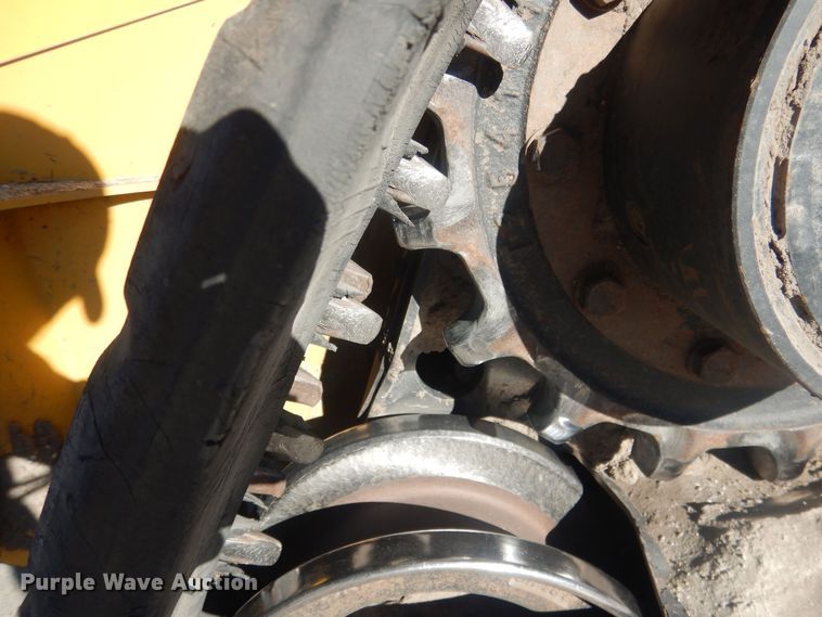 image for item HQ9533 2016 John Deere 333E  tracked skid steer loader