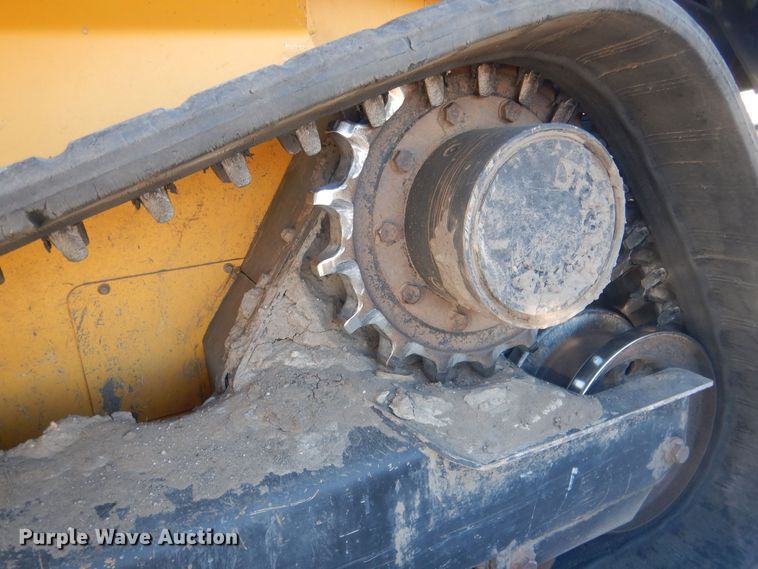 image for item HQ9533 2016 John Deere 333E  tracked skid steer loader