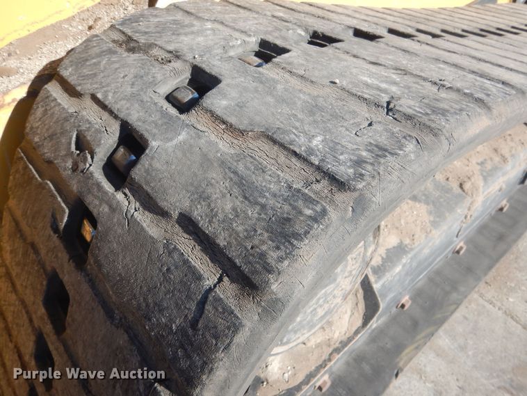 image for item HQ9533 2016 John Deere 333E  tracked skid steer loader