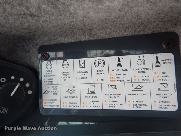 image for item HQ9534 John Deere 333G  tracked skid steer loader