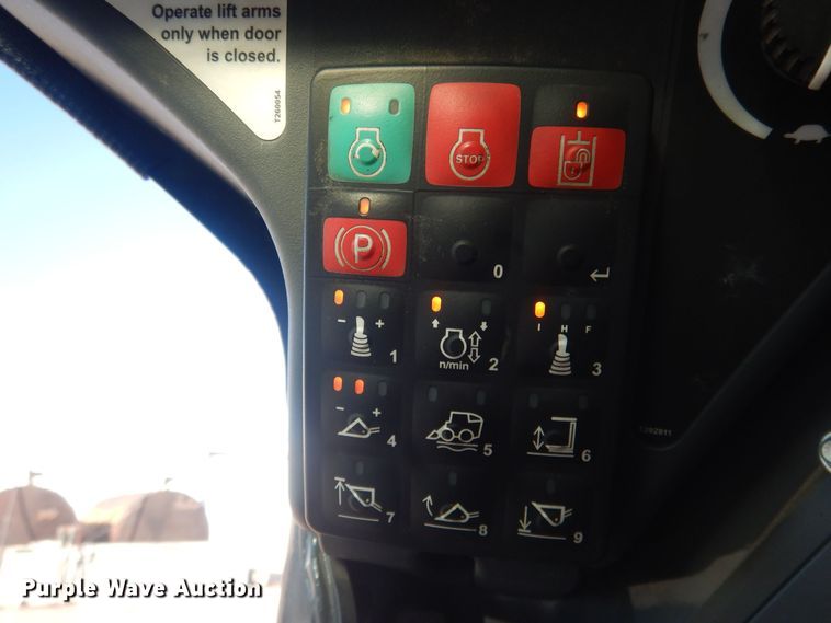 image for item HQ9534 John Deere 333G  tracked skid steer loader