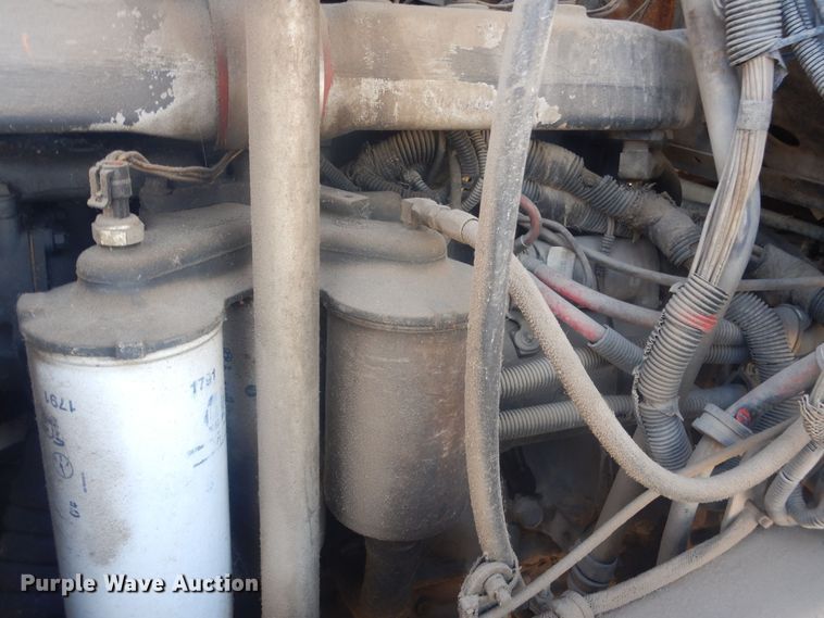 image for item HQ9539 1997 Mack RD600  dump truck