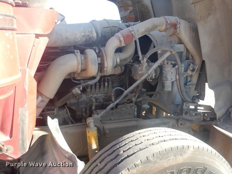 image for item HQ9539 1997 Mack RD600  dump truck