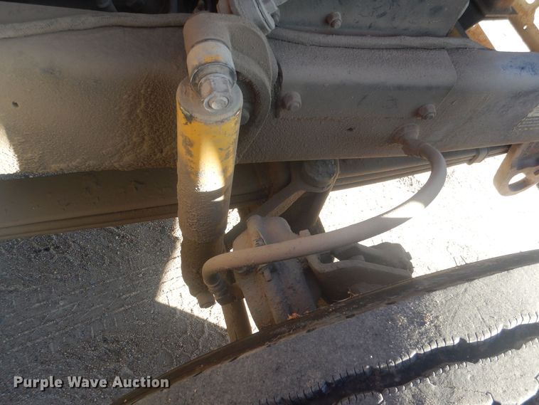 image for item HQ9539 1997 Mack RD600  dump truck