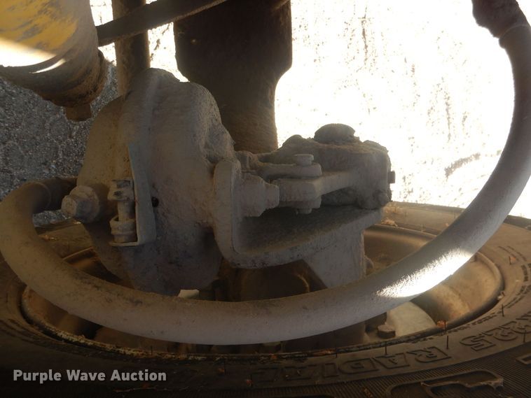 image for item HQ9539 1997 Mack RD600  dump truck