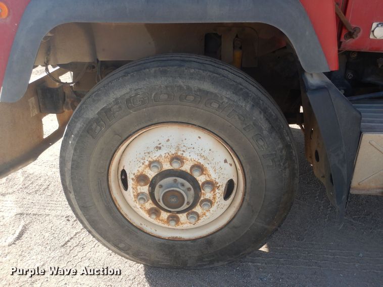 image for item HQ9539 1997 Mack RD600  dump truck