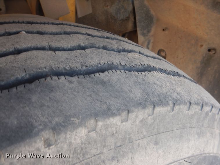 image for item HQ9539 1997 Mack RD600  dump truck