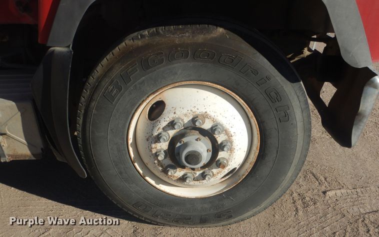 image for item HQ9539 1997 Mack RD600  dump truck