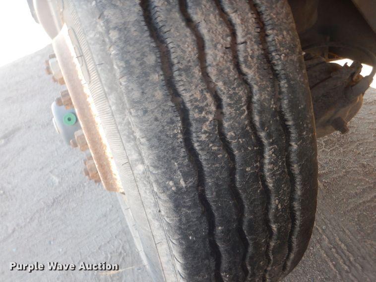 image for item HQ9539 1997 Mack RD600  dump truck