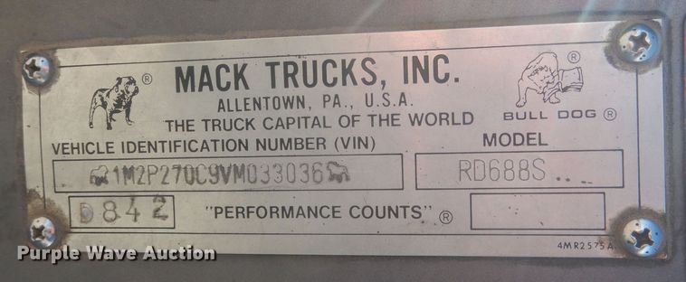image for item HQ9539 1997 Mack RD600  dump truck