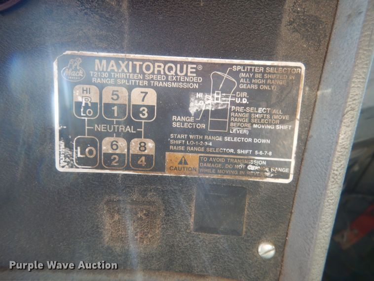 image for item HQ9540 1998 Mack RD600  dump truck