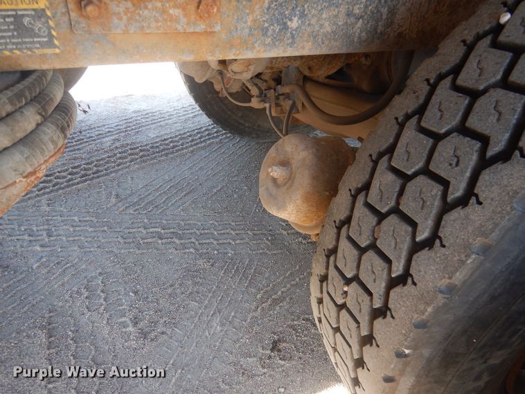 image for item HQ9540 1998 Mack RD600  dump truck