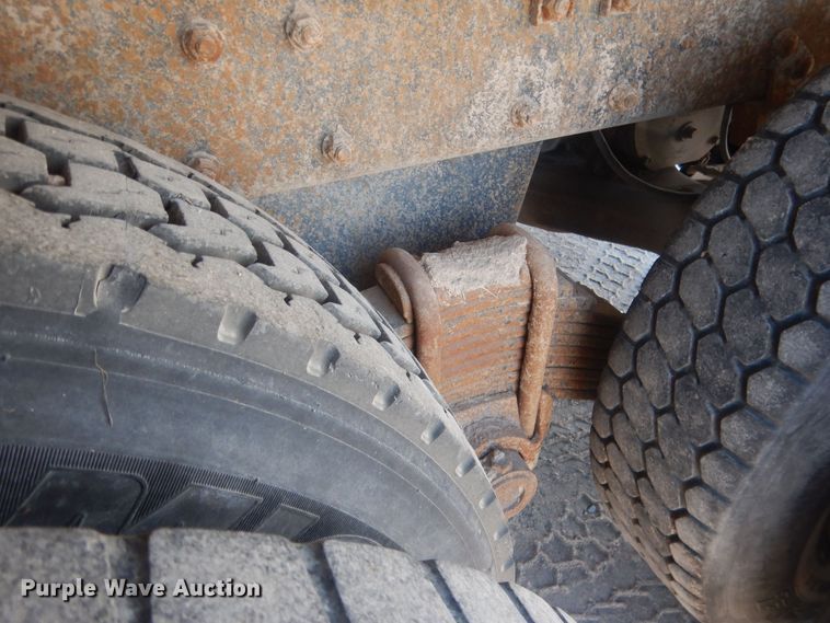 image for item HQ9540 1998 Mack RD600  dump truck