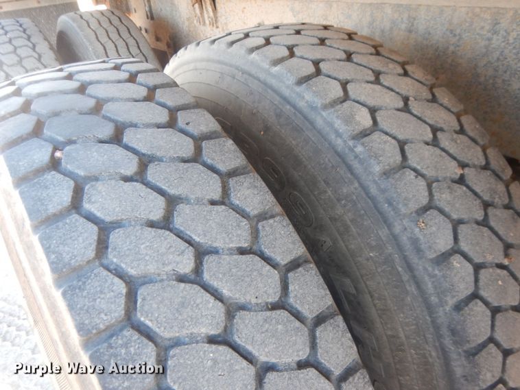 image for item HQ9540 1998 Mack RD600  dump truck