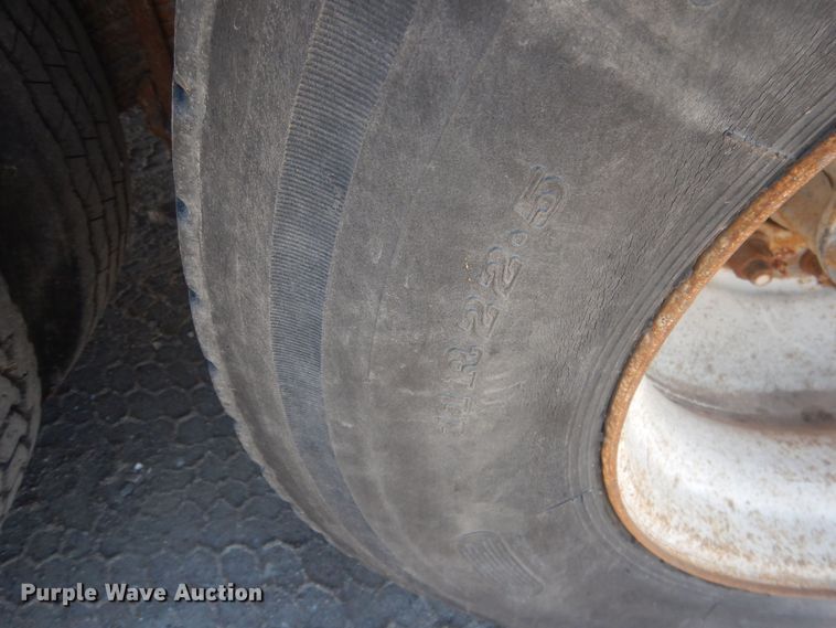 image for item HQ9540 1998 Mack RD600  dump truck