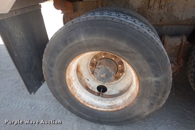 image for item HQ9540 1998 Mack RD600  dump truck