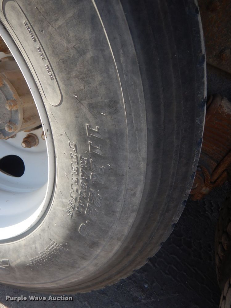 image for item HQ9540 1998 Mack RD600  dump truck