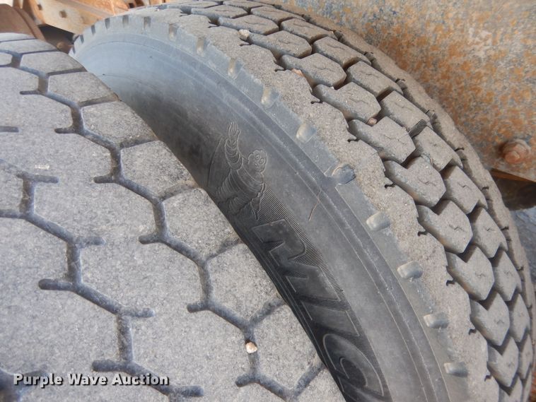 image for item HQ9540 1998 Mack RD600  dump truck