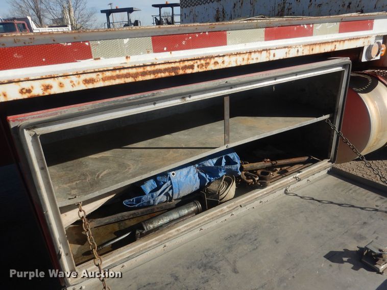 image for item HQ9541 1996 Mack RD688S  crane truck