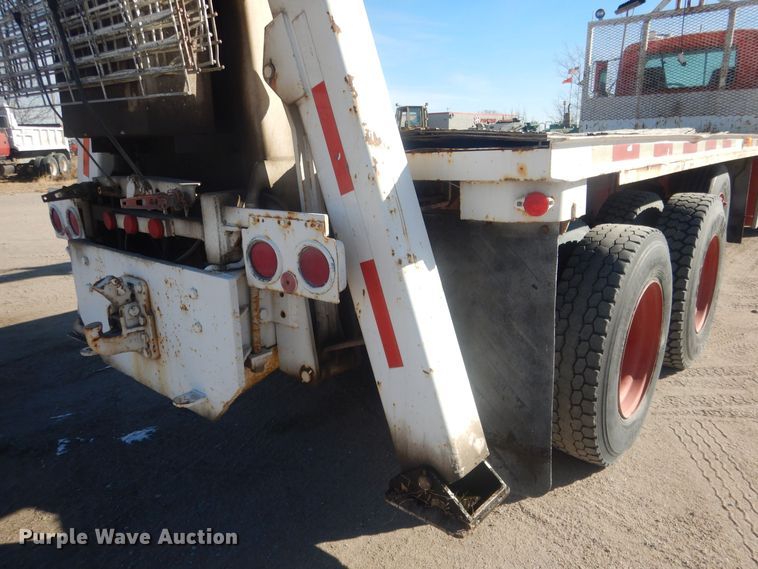 image for item HQ9541 1996 Mack RD688S  crane truck