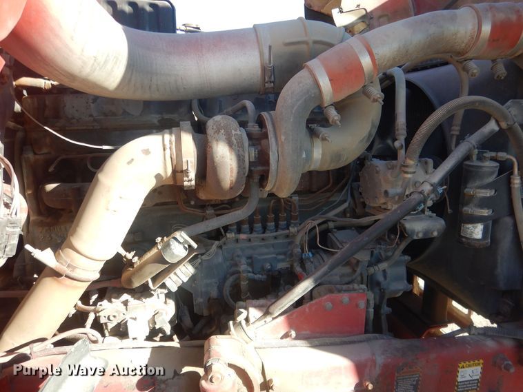 image for item HQ9541 1996 Mack RD688S  crane truck