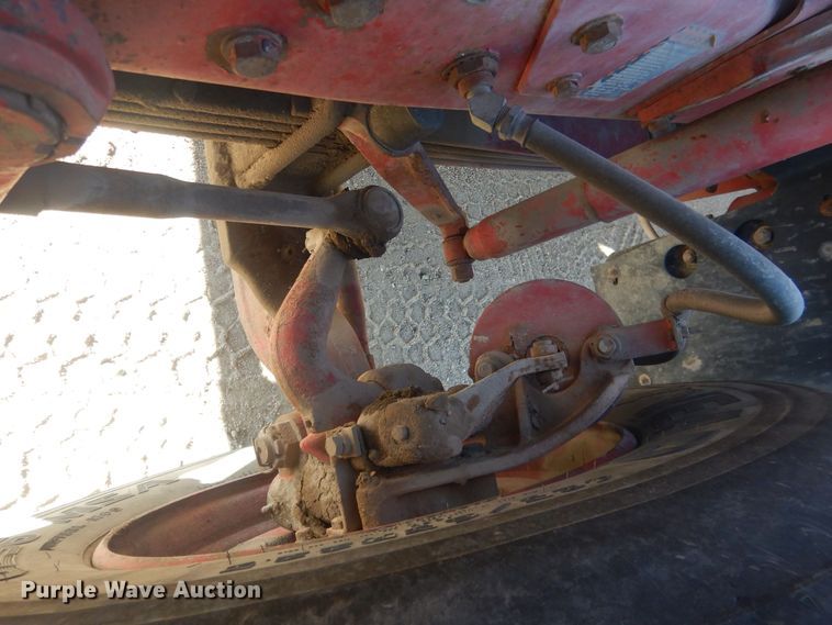 image for item HQ9541 1996 Mack RD688S  crane truck