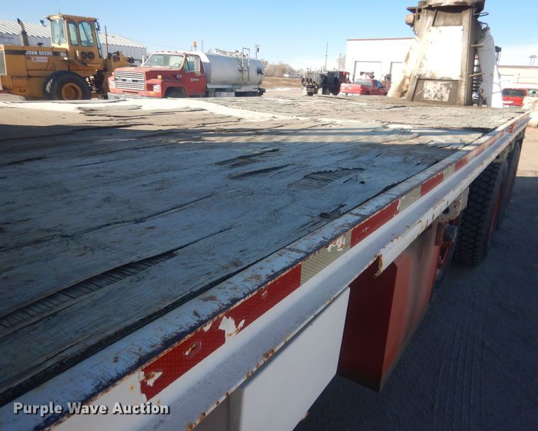 image for item HQ9541 1996 Mack RD688S  crane truck